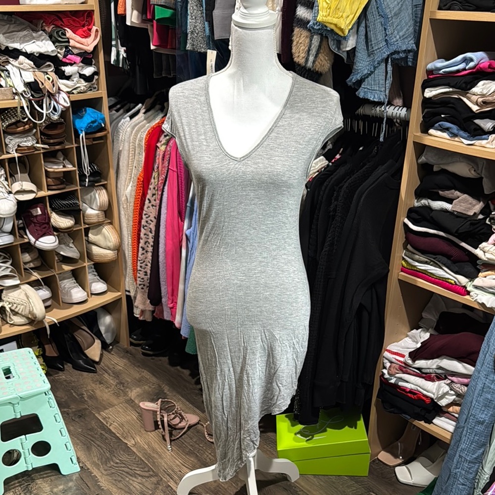Francesca's Collections Gray Asymmetrical Sheath Dress